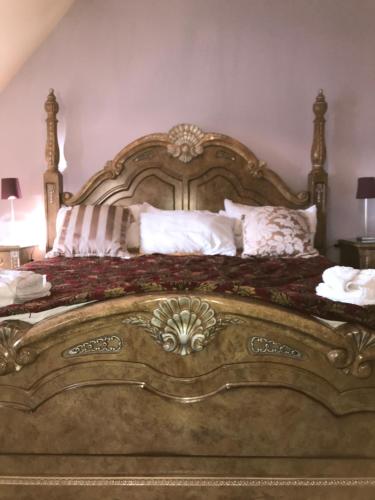 Severn Tudor Houseにあるベッド