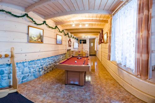 Τραπέζι μπιλιάρδου στο Stare Krzeptówki