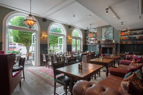 Coach & Horses Hotel photo 49