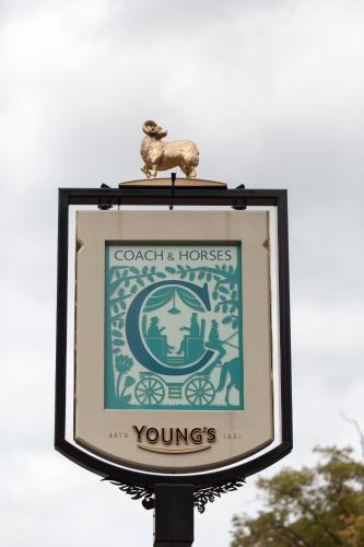 Coach & Horses Hotel photo 44