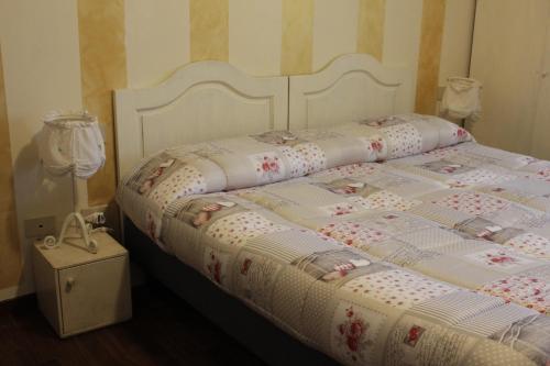 Una cama o camas en una habitación de A57