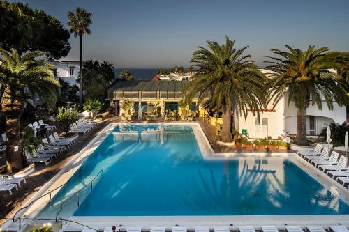 Bazén v ubytování Hotel Terme Royal Palm nebo v jeho okolí