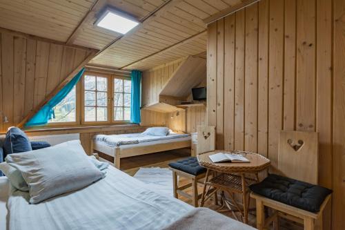 Katil atau katil-katil dalam bilik di Willa Pod Giewontem