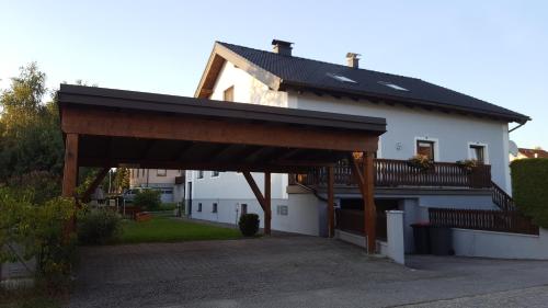 アパートメントが所在する建物