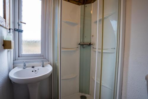Koupelna v ubytování Anglesey Outdoors