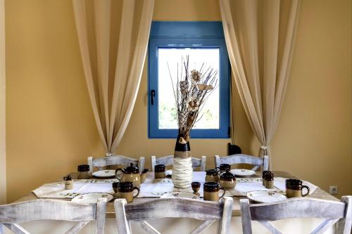 Gambar di galeri bagi Lindos Luxury Retro Villas di Lindos