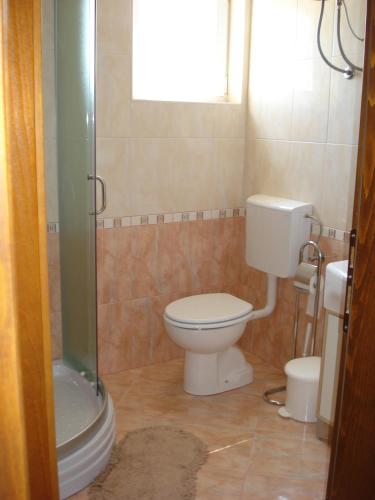 Ένα μπάνιο στο Apartments Sanmar