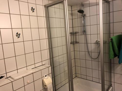 Vonios kambarys apgyvendinimo įstaigoje Ferienwohnung Riesterer