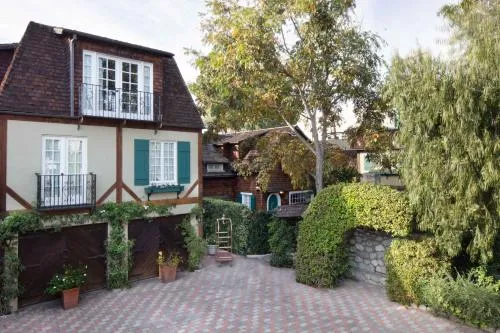 The Charlie West Hollywood photo 1