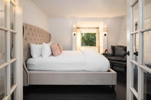 The Charlie West Hollywood Image