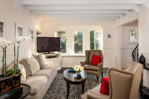 The Charlie West Hollywood Image