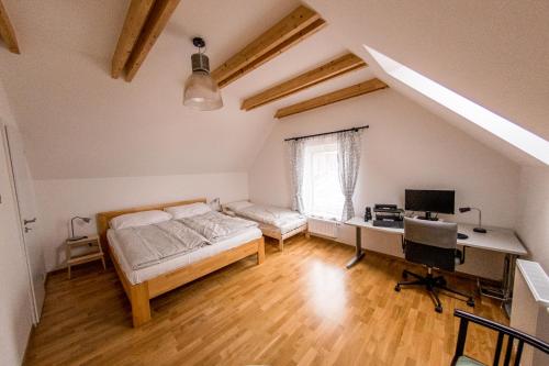 Postel nebo postele na pokoji v ubytování Chata Tatry Resort