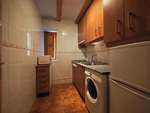 Cucina o angolo cottura di Núcleo de Turismo Rural Valle de Iruelas