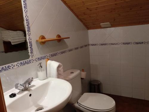 Bagno di Núcleo de Turismo Rural Valle de Iruelas