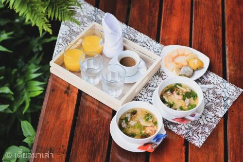 Makanan di atau berdekatan homestay