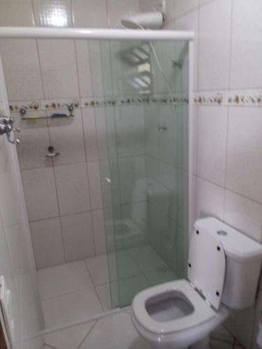 Bilik mandi di Quarto Suíte Itapoá - SC