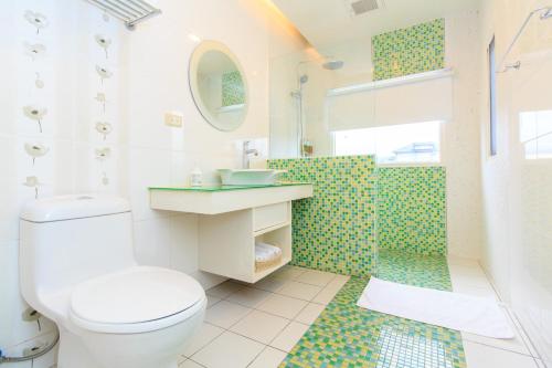 Lotus Hostel Beicheng Zhuang tesisinde bir banyo