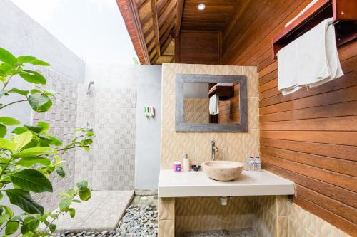 Gallery image of Dream Beach Cottages in Nusa Lembongan