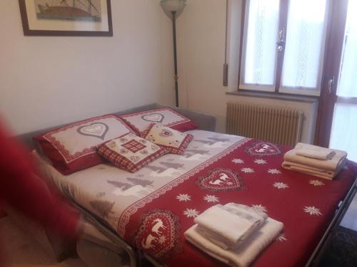 Een bed of bedden in een kamer bij Residenza Letizia