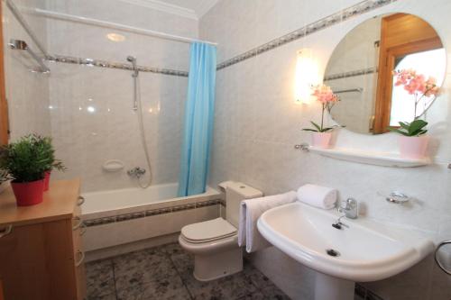 ARENDA Villa Fortuna Miami Playa tesisinde bir banyo