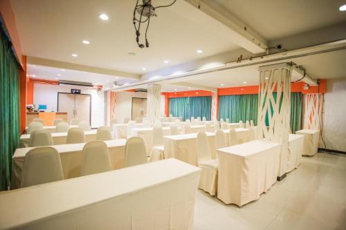 Εστιατόριο ή άλλο μέρος για φαγητό στο Ayara Grand Palace Hotel