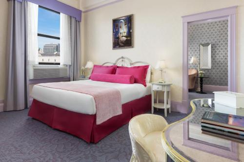 Cama o camas de una habitación en Hotel Whitcomb