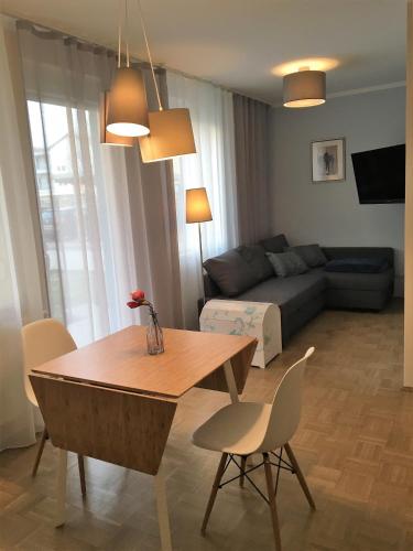 Coin salon dans l'établissement Terrace by BestChoice - FREE Parking - Self Check-in