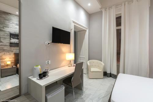 A bathroom at A Durmì Suite