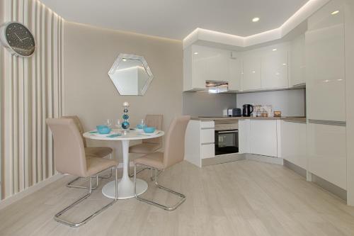 LUX APARTMENT OCEAN GARDEN - PLAYA PARAISO - 2 Bedrooms, 2 Bathrooms, Big Terrace
