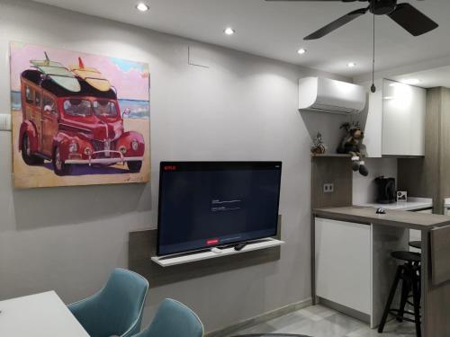 A kitchen or kitchenette at Malaka