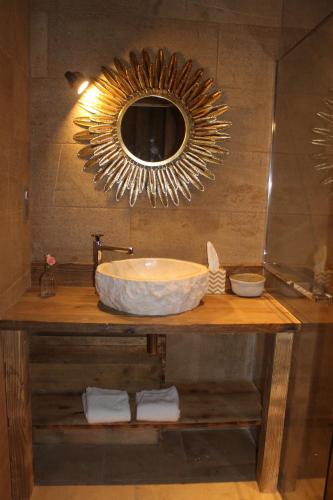 Koupelna v ubytování Les Chalets de Ludran