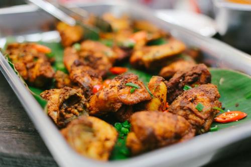 Mad på resortet eller i nærheden