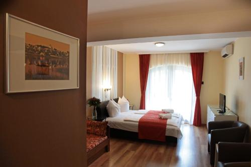 Gambar di galeri bagi Adler Hotel & Wellness di Tihany
