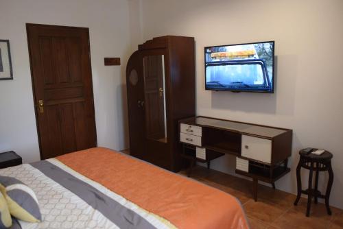 TV a/nebo společenská místnost v ubytování Casa Marina Bed and Breakfast