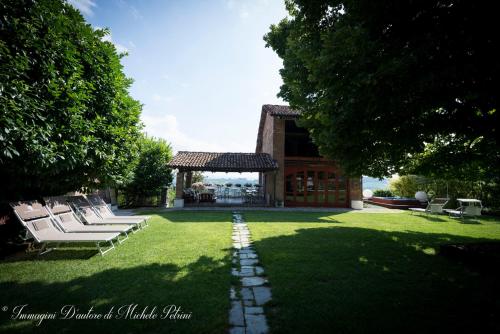 Κήπος έξω από το La Madernassa Resort - Casalora Dimora Storica di Charme