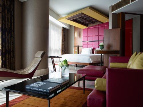 Jumeirah Creekside Dubai Image