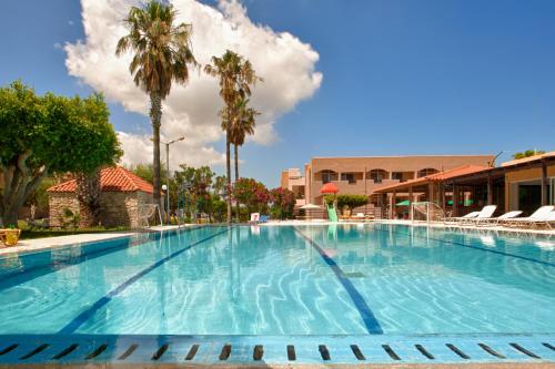 Swimmingpoolen hos eller tæt på ILIOS K Village Resort