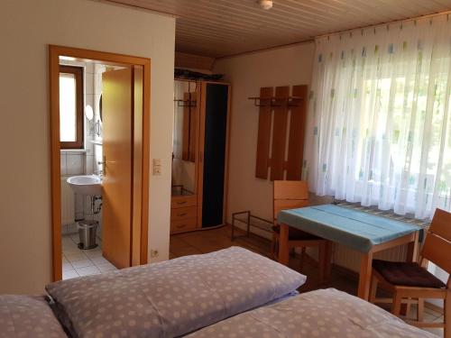 Postel nebo postele na pokoji v ubytování Spinnertonihof