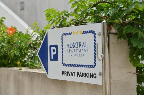 Gambar di galeri bagi Apartmani Admiral di Novalja