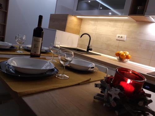Kuchyň nebo kuchyňský kout v ubytování Apartman Dmitrov