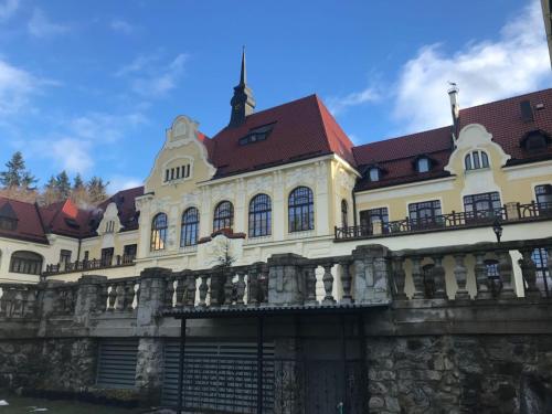 Budova, kde se hotel nachází