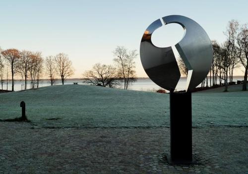 a metal object on a pole in a park at Konventum Conference Center in Helsingør