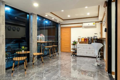 Gallery image of Suthep Home & Hostel in Bangkok