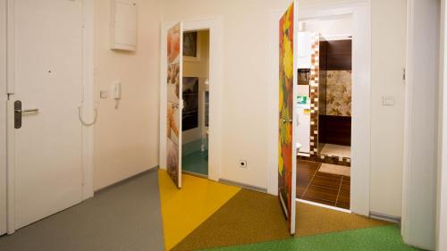 Gallery image of Apartment Four Year Seasons - WALKABLE TO CENTRE, METRO AND RIVERSIDE in Prague
