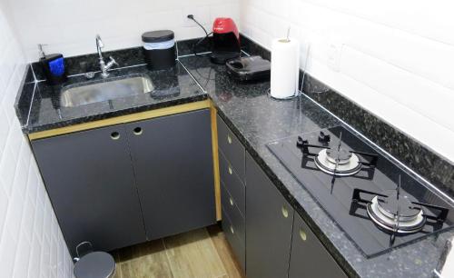 Una cocina o zona de cocina en Apezinho.Loft