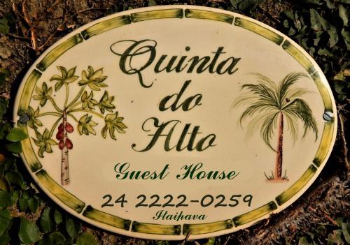 Sijil, anugerah, tanda atau dokumen lain yang dipamerkan di Pousada Quinta do Alto