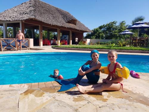 Bazén v ubytování Sea Crest Hotel nebo v jeho okolí