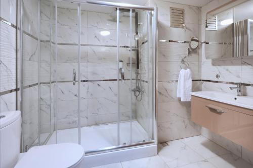 Koupelna v ubytování Balturk Hotel Sakarya