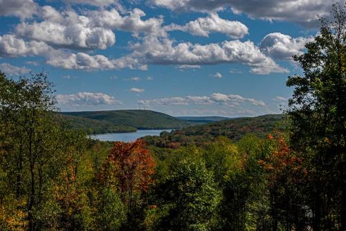 Serenity On The Mountain – Photos 3