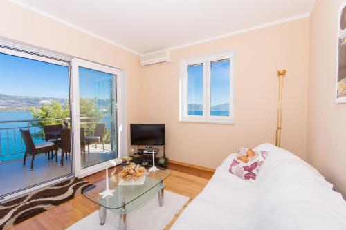 Luxury Apartment L&A